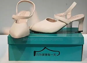 Pointed Toe Slingback Heel