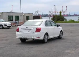 Toyota Axio 1.5 Hybrid 2WD 2020 Pearl