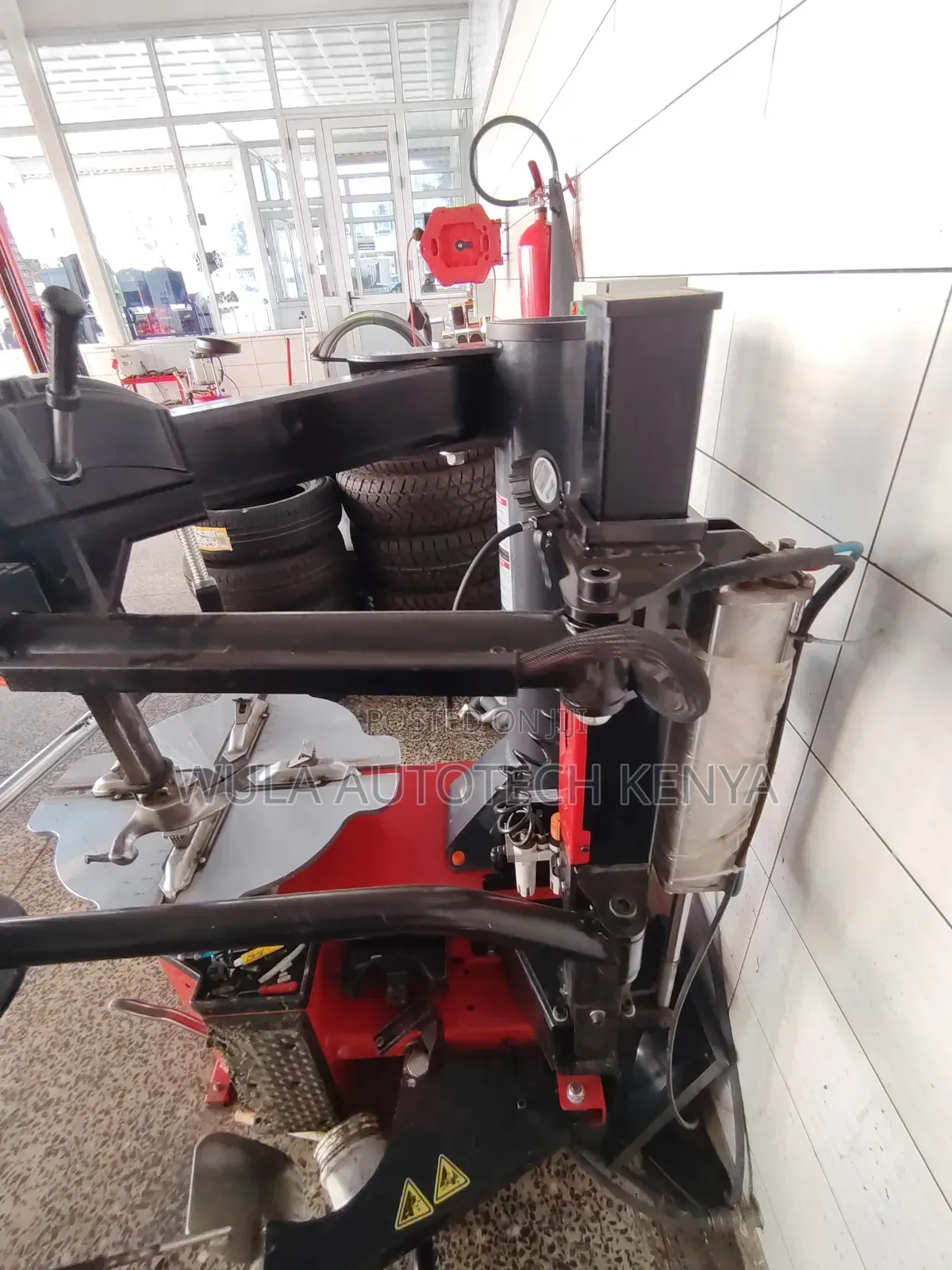 Rim Protection Design Heavy Duty Tyre Changer STC-768r Machine