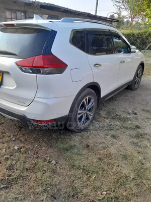Nissan Xtrail for Hire(5 7 Seater Available)