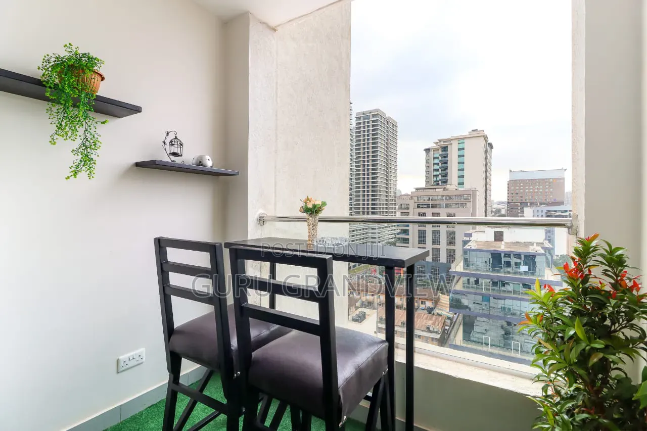 Westlands 1 Bedroom Airbnb With Pool