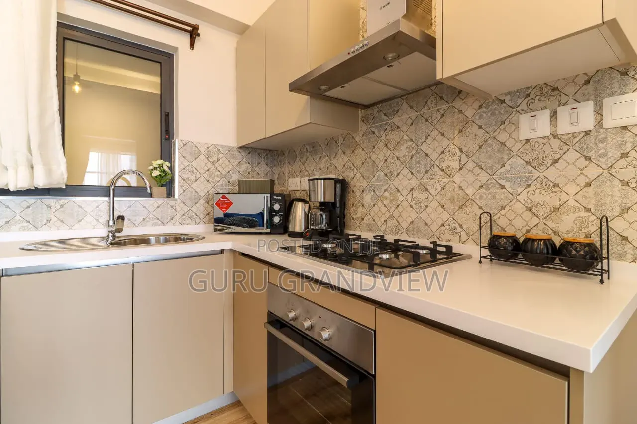 Westlands 1 Bedroom Airbnb With Pool