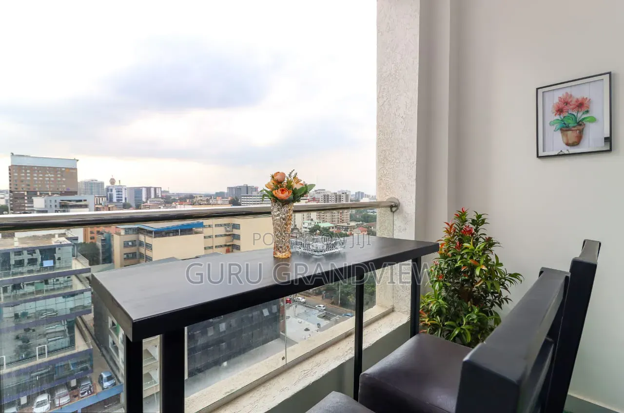 Westlands 1 Bedroom Airbnb With Pool