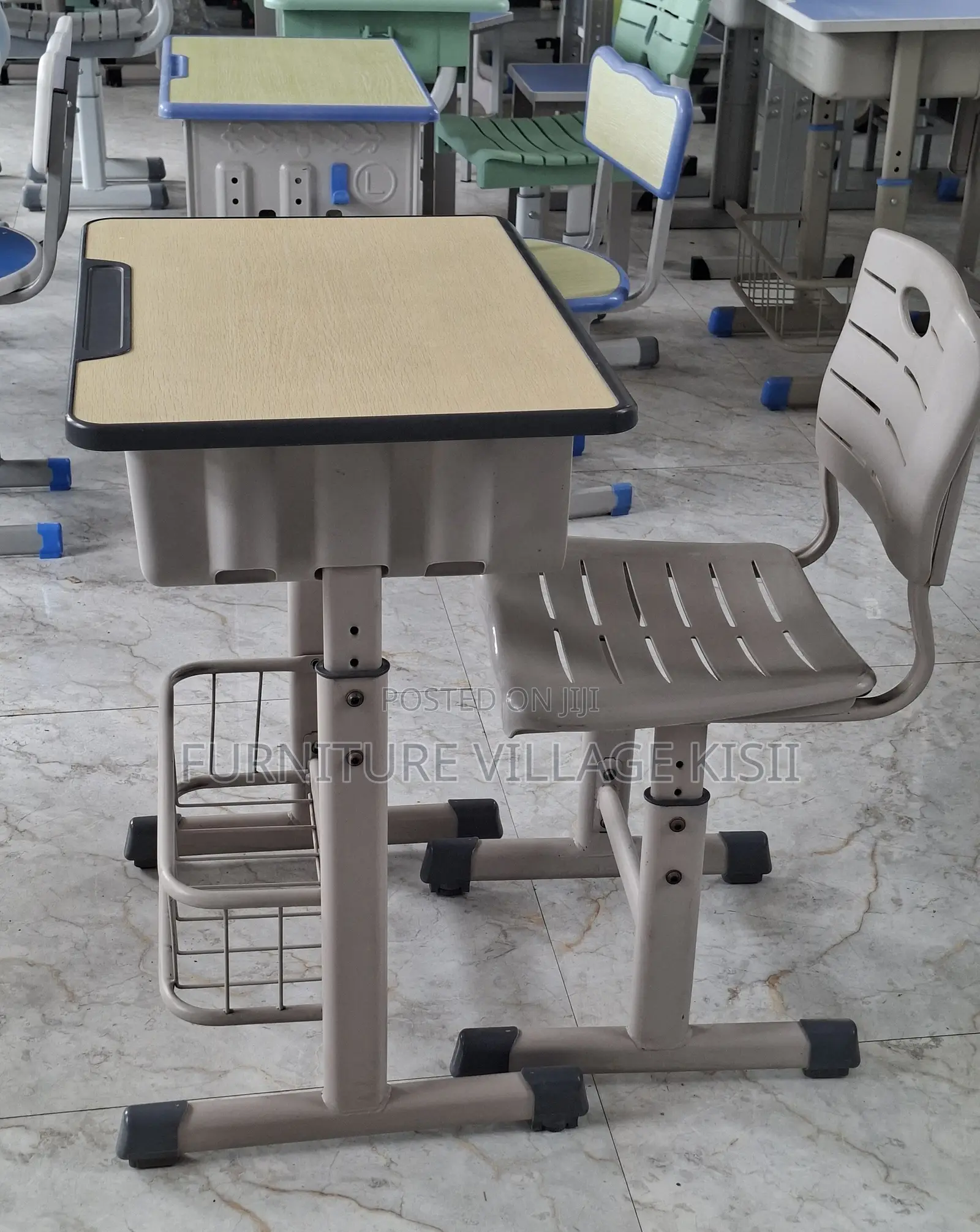 School Furniture; Adjustable Kids Learning Desk