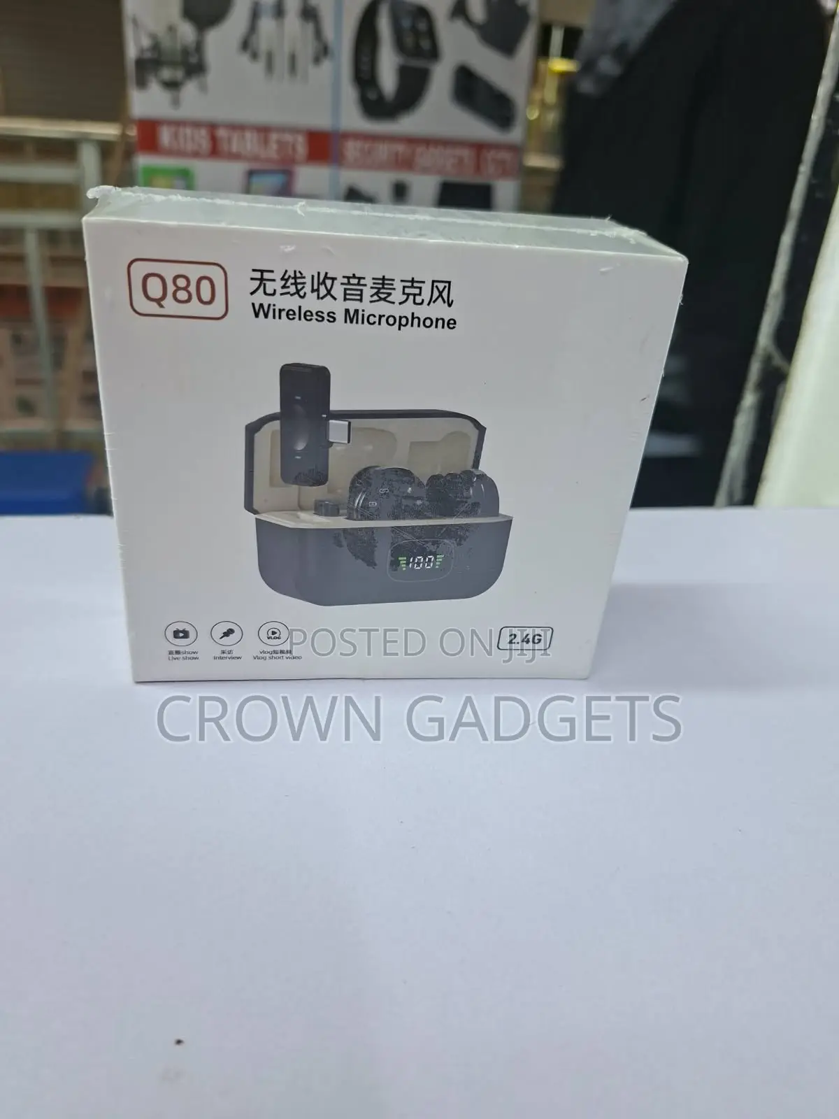 Q80 Wireless Microphone Dual Lavalier 2.4G Noise Cancelling Mic