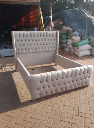 5by6 Chester Bed.