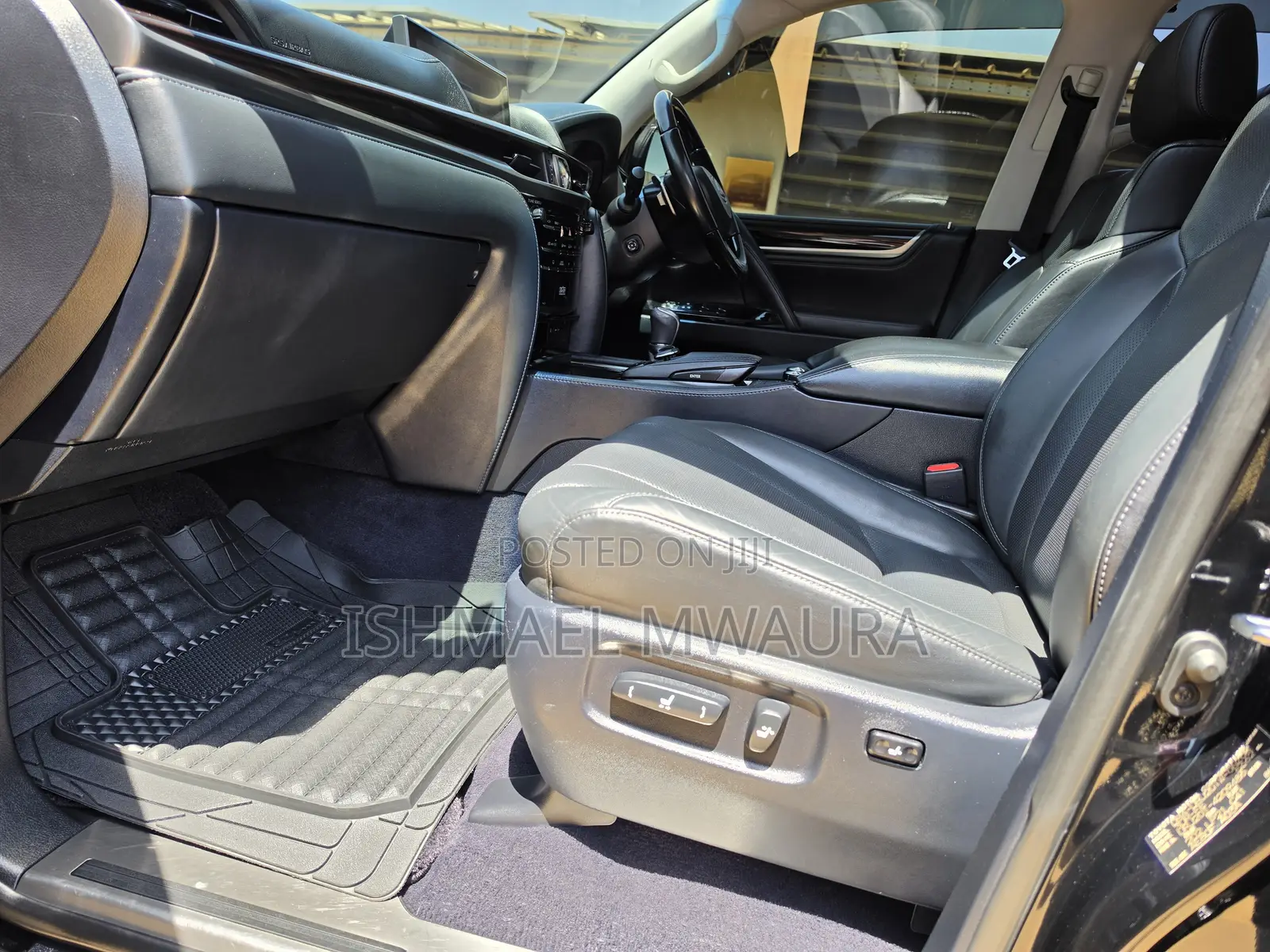 Lexus LX 570 AWD 2016 Black