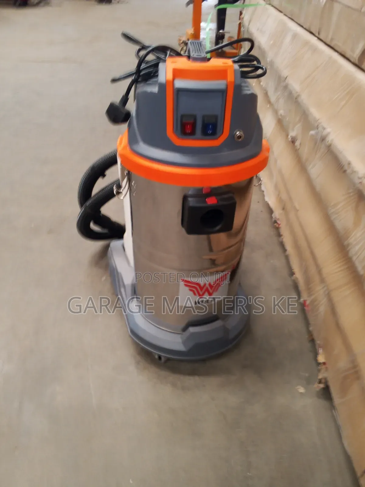 Portable Wet and Dry Vacuum Cleaner Machine