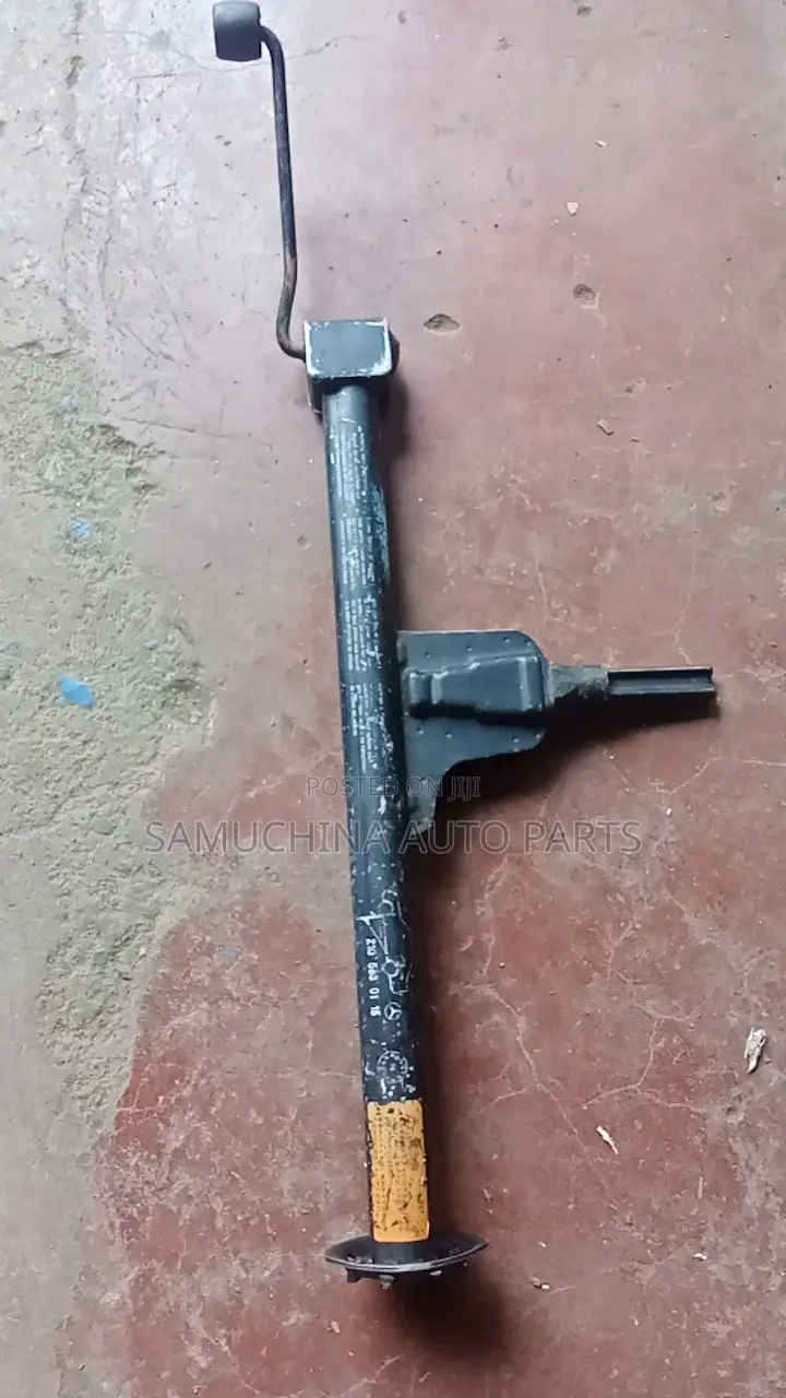 Mercedes Benz Jack