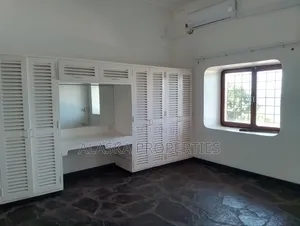 3bdrm Bungalow in Green Wood Estate, Nyali Mkomani for rent