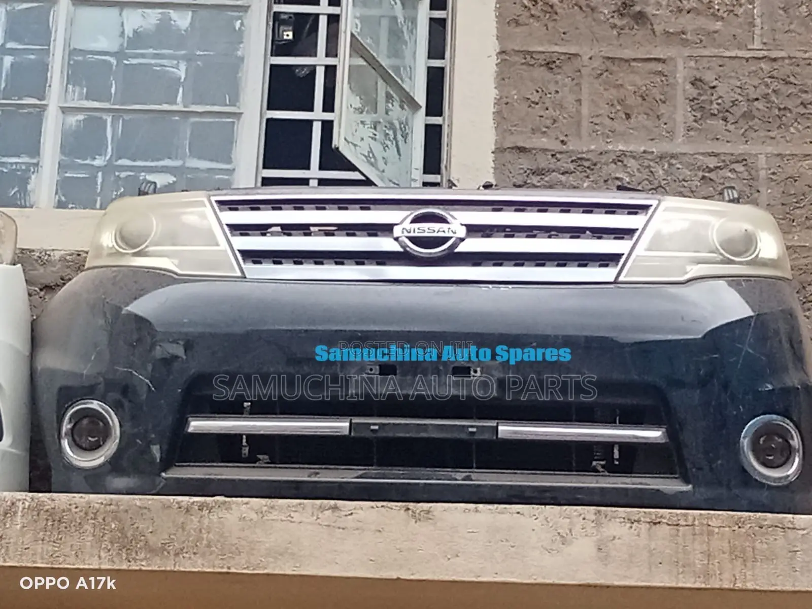 Nosecut Nissan Serena (C25)