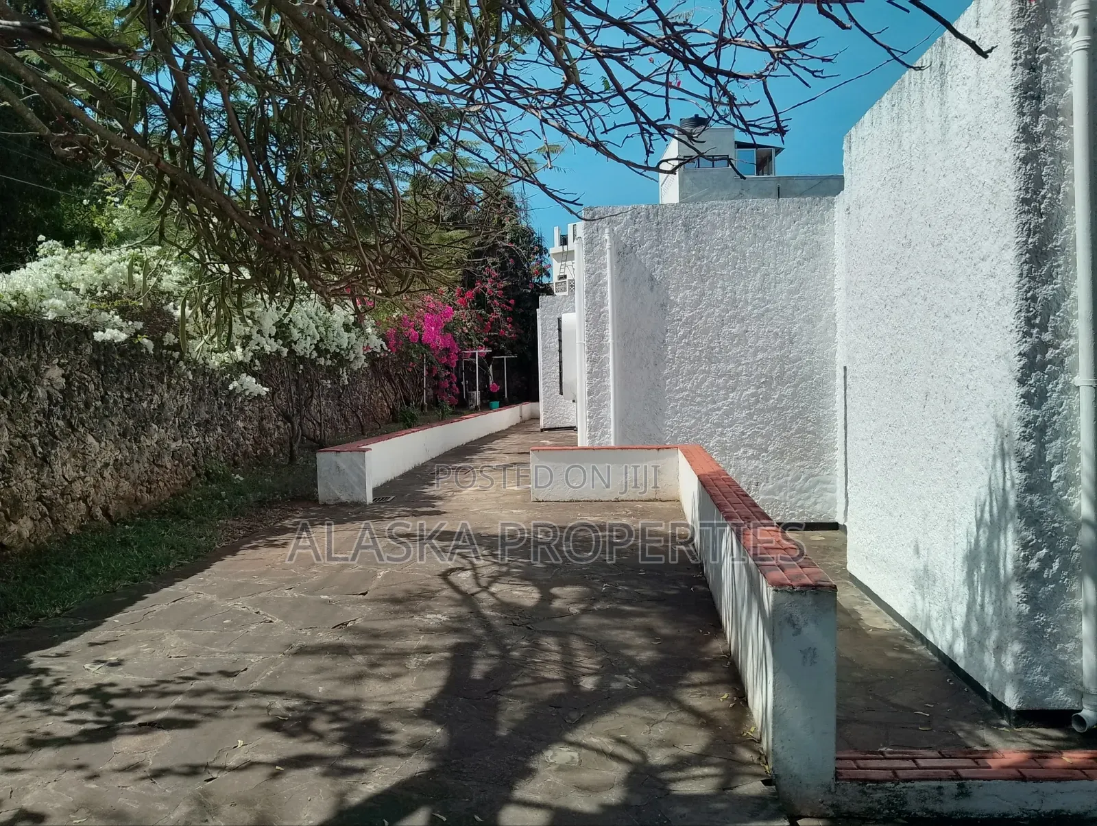 3bdrm Bungalow in Green Wood Estate, Nyali Mkomani for rent