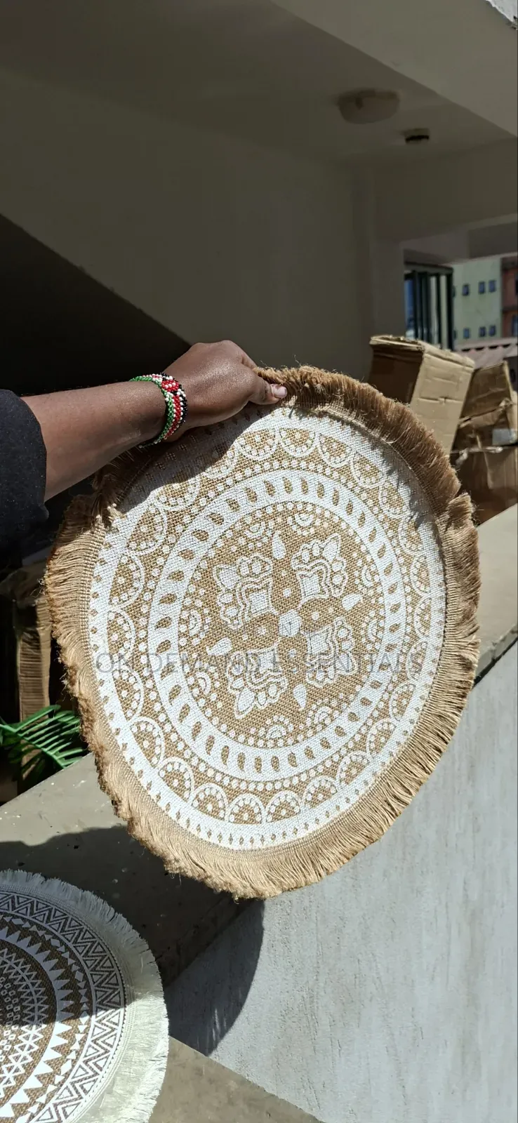 Round Wooven Jute Table Mats