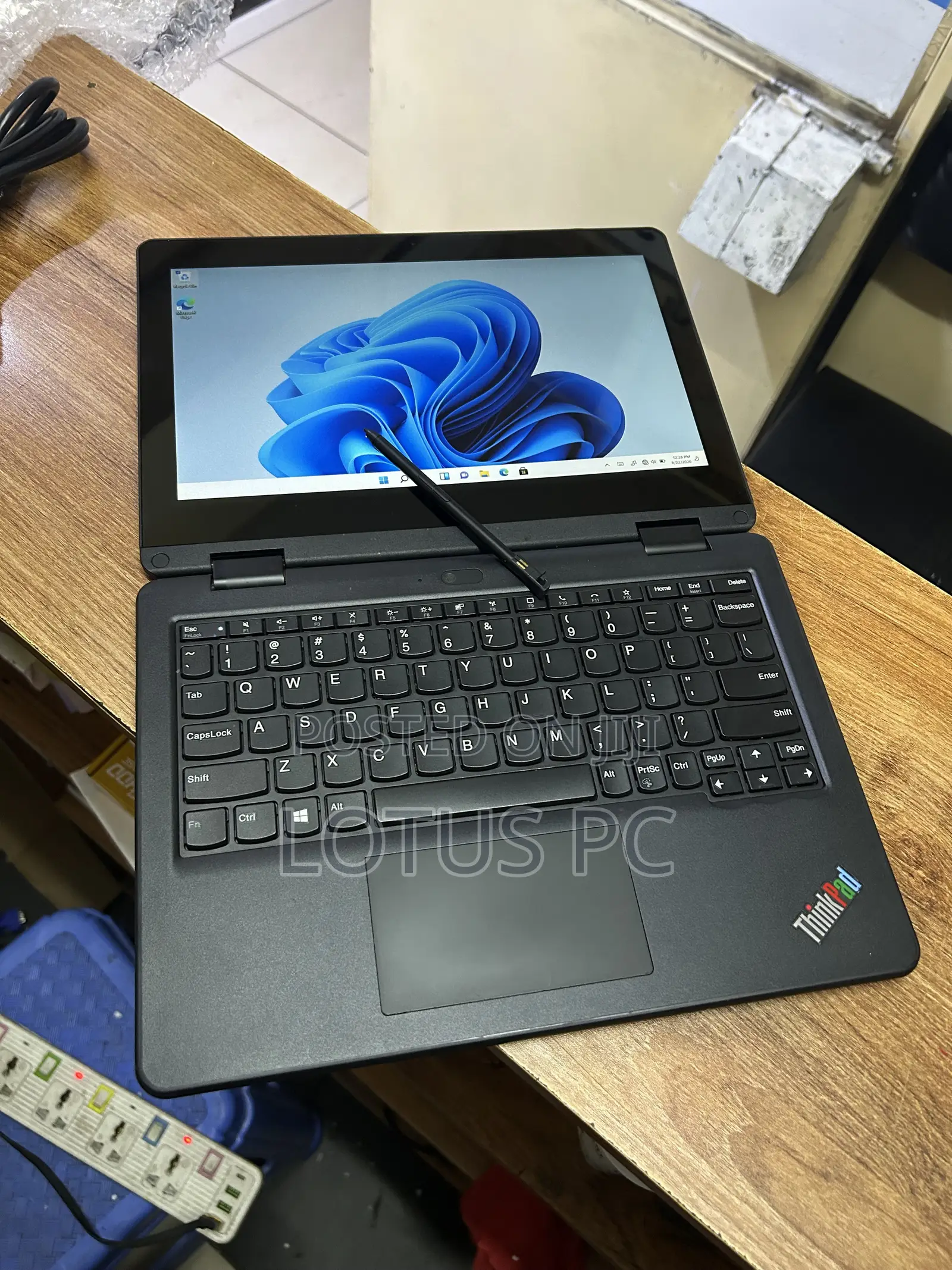 Laptop Lenovo Yoga 11e 8GB Intel Core M3 SSD 128GB