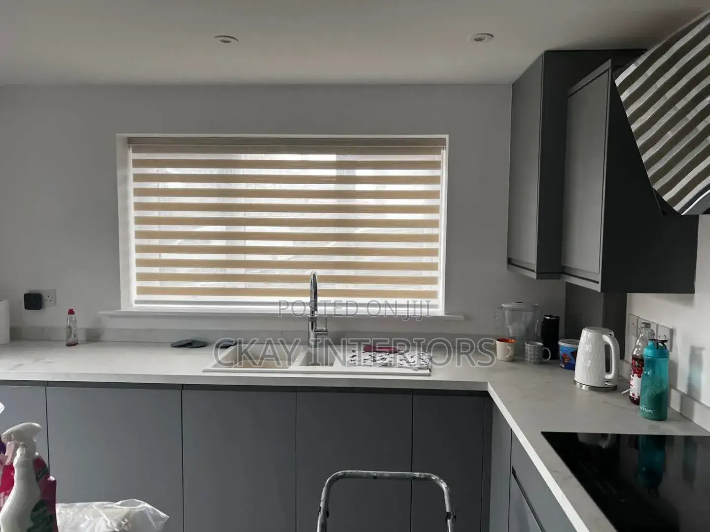 Create a Calm Kitchen and Store Environment With Horizontal Blinds