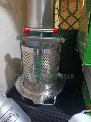 Manual Stainless Steel Honey Press Beeswax Extractor (Squeeze Honey)