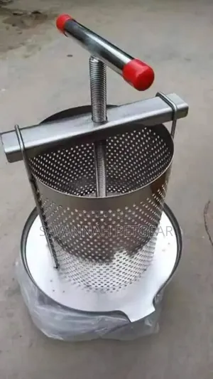 Manual Stainless Steel Honey Press Beeswax Extractor (Squeeze Honey)