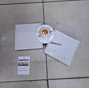 Wi-Fi Camera Light Socket Adapter – Indoor Security Monitoring