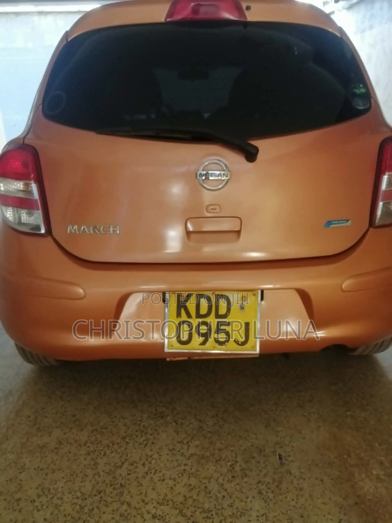 Nissan March 1.2 AWD 2013 Orange