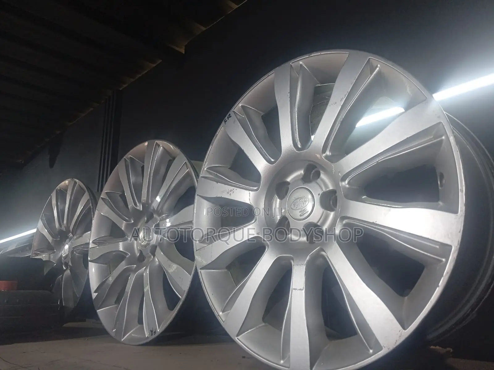 21 Inch Land Rover Rims