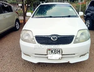 Toyota Corolla RunX 2004 White