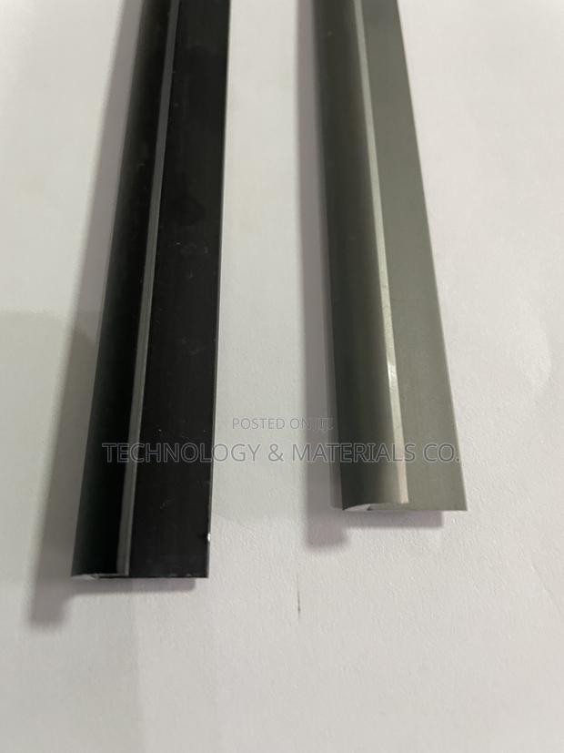 Aluminium Edge Cap - 2.7M Long - thumbnail 2