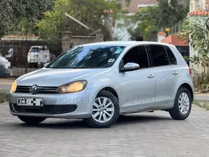 Volkswagen Golf 2012 Silver