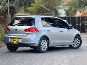 Volkswagen Golf 2012 Silver