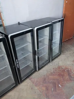 Effective 150 Litres Display Fridge