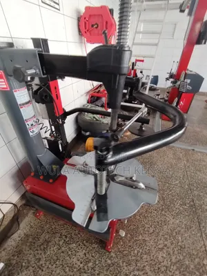 Heavy Duty Tyre Changer STC-768r Machine With Additional Accessories