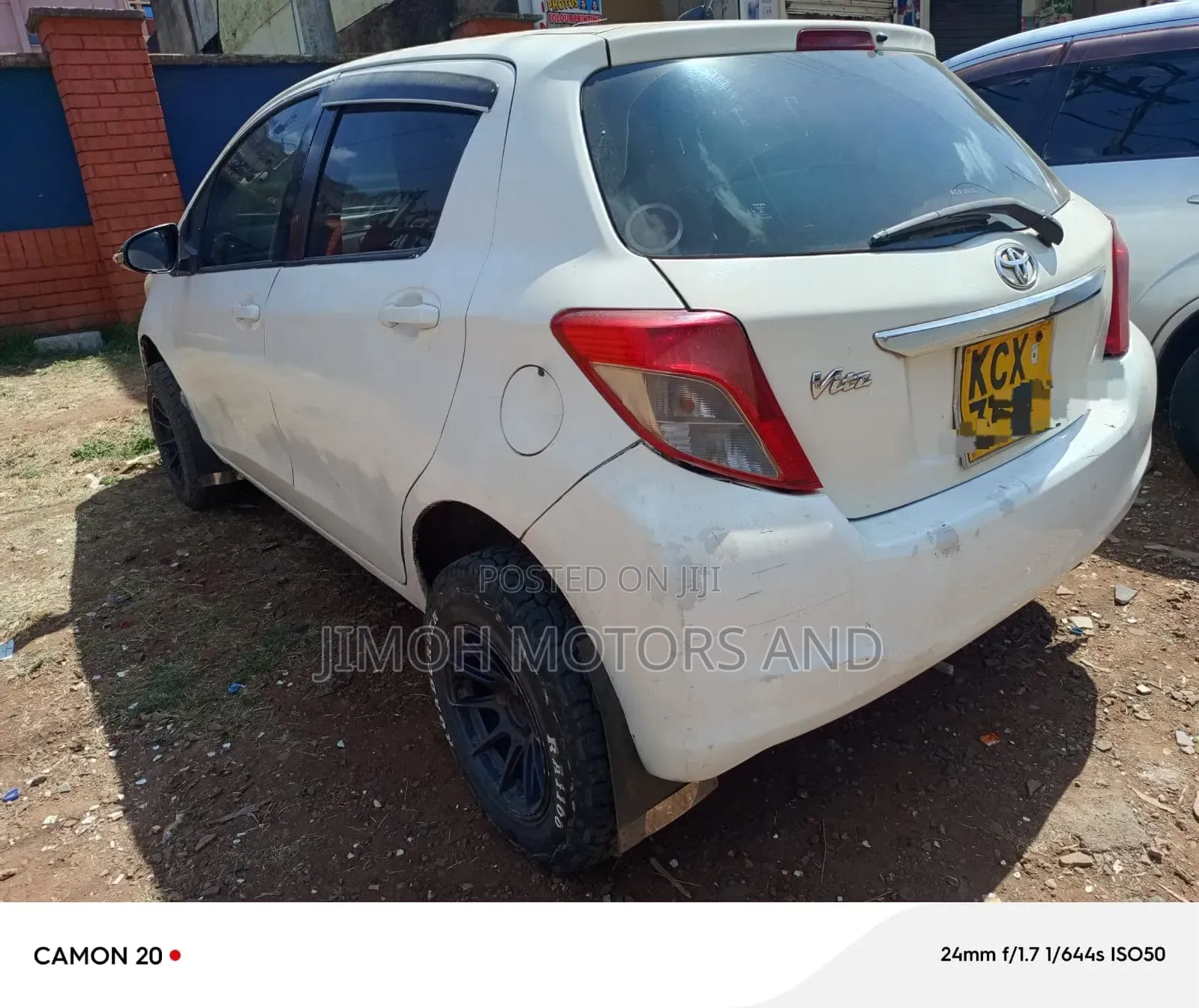 Toyota Vitz 2012 White