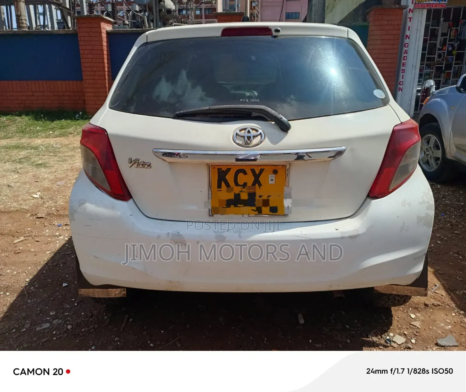 Toyota Vitz 2012 White