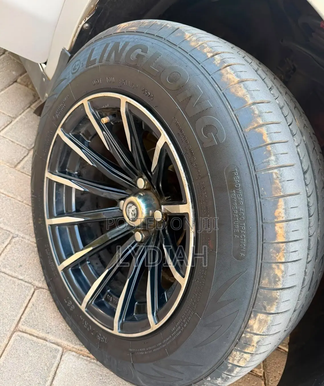 Nissan Advan 2009 Silver