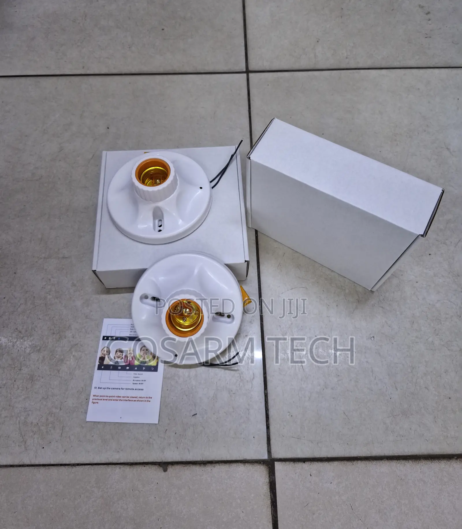 Wi-Fi CCTV Camera With Light Bulb Socket Camera Mount
