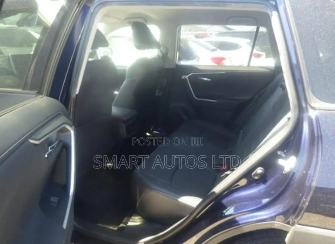 Toyota RAV4 Limited AWD 2019 Blue