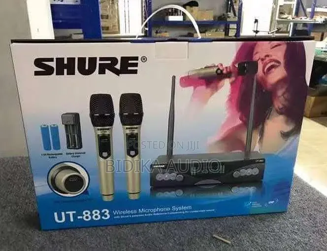 Shure UT-883 Dual-Channel UHF Wireless Handheld Microphone System