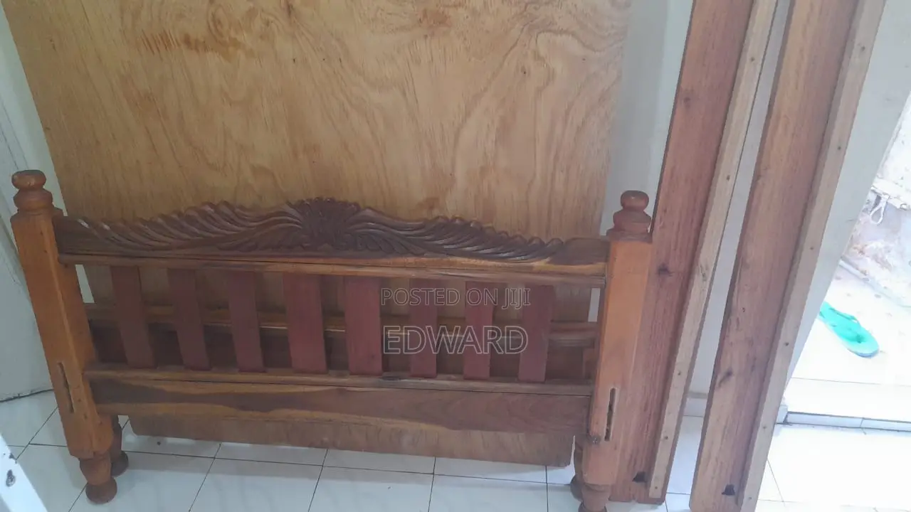 4x6 Bed With High Density Mattress