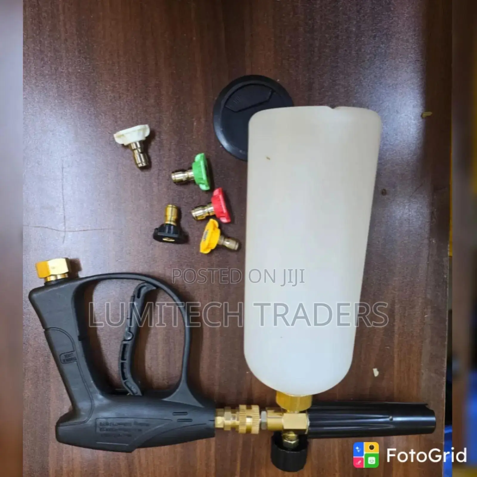 Foam Gun With Alternating 5 Nozzles