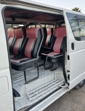 Toyota HiAce 2012 White