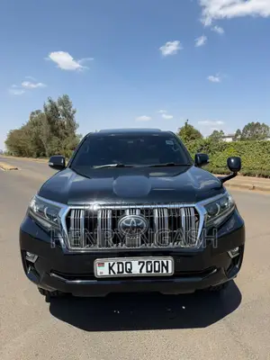Toyota Land Cruiser Prado 2018 Black