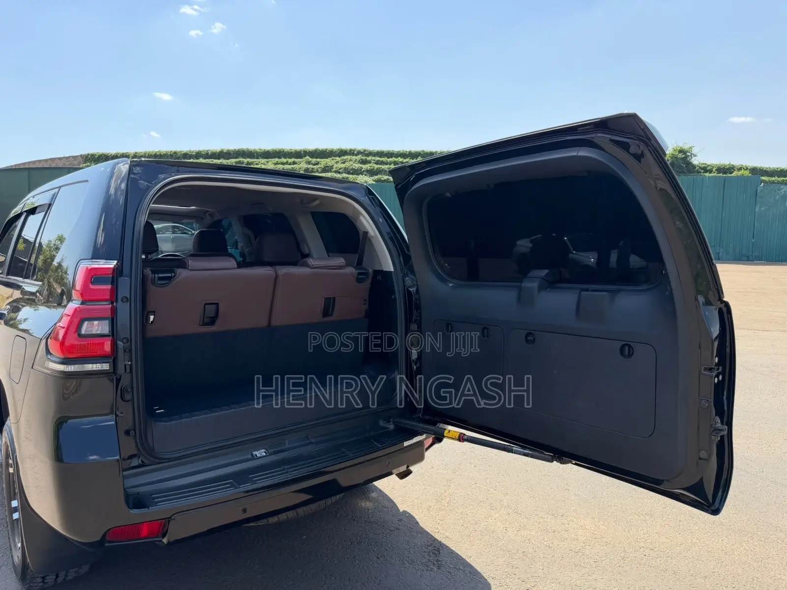 Toyota Land Cruiser Prado 2018 Black