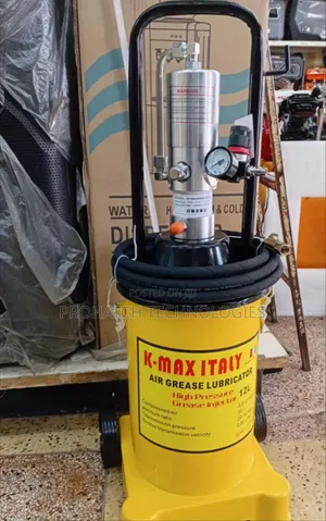12L Pneumatic Grease Bucket