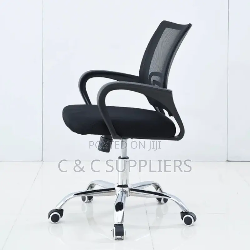 Mesh Low Back Swivel Desk Chair.