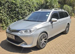 Toyota Corolla Fielder 2016 Silver