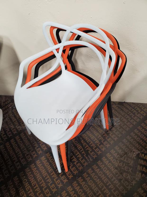 Interloop Stackable Heavyduty Plastic Chairs - thumbnail 2