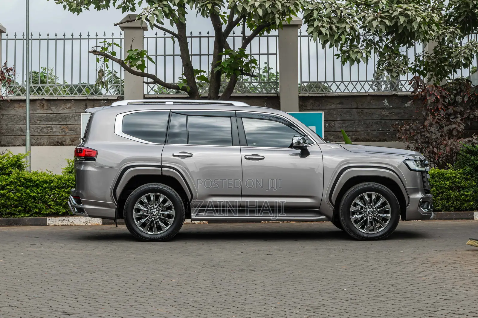 Toyota Land Cruiser LC300 2023 Brown