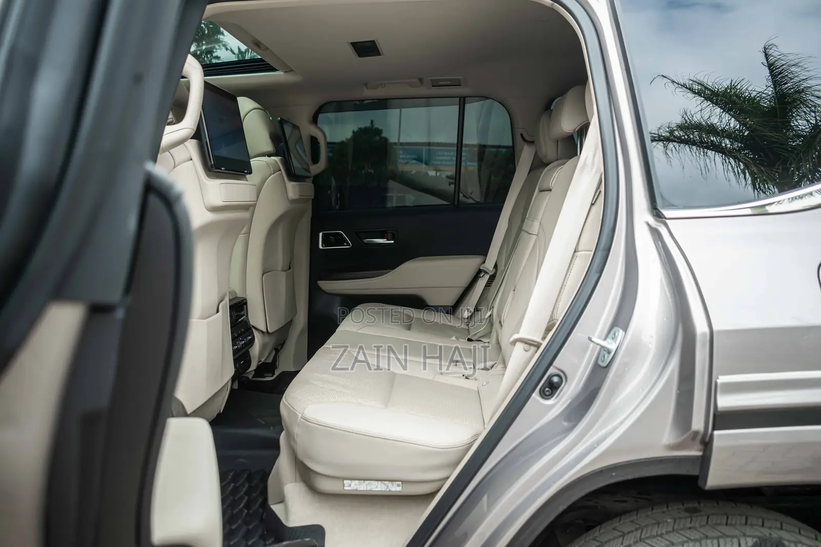 Toyota Land Cruiser LC300 2023 Brown