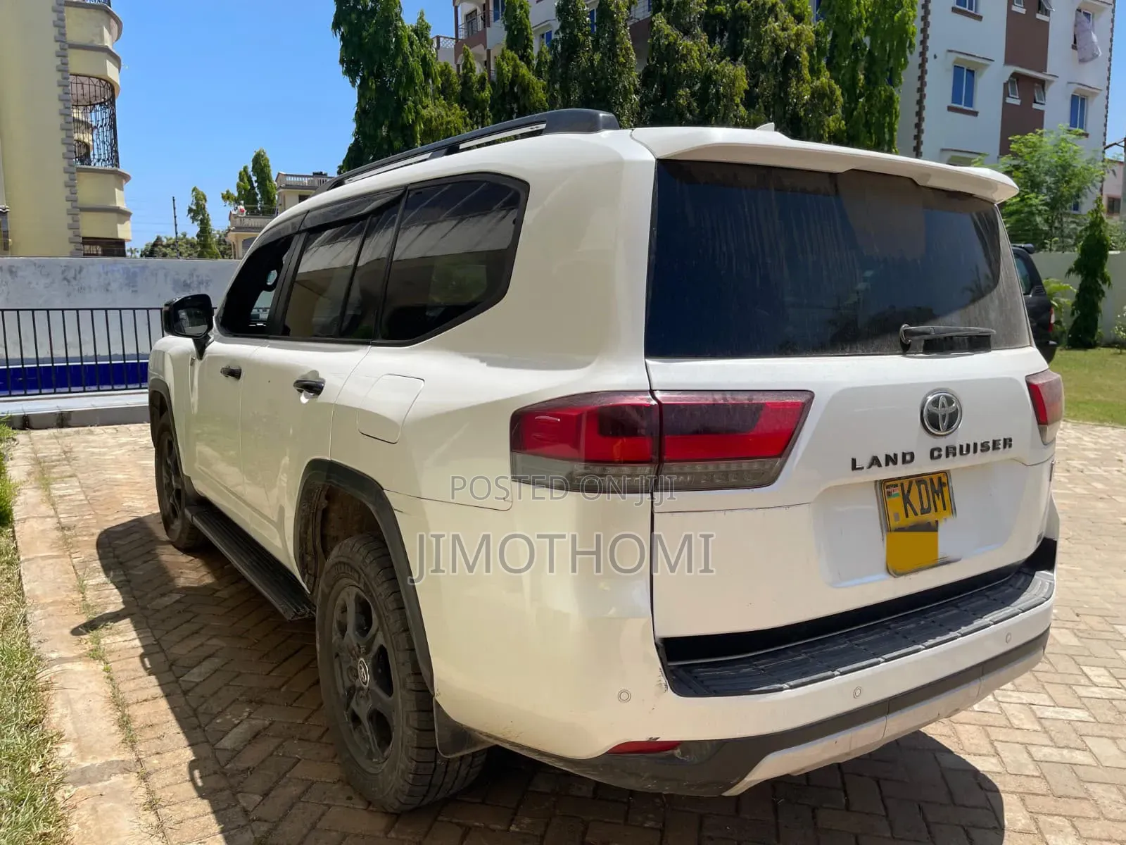 Toyota Land Cruiser 2021 White