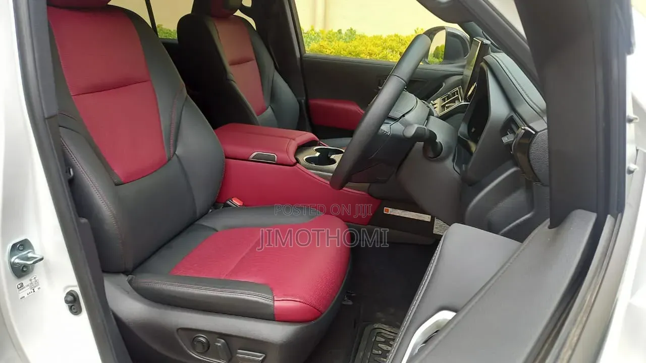 Toyota Land Cruiser 2021 White