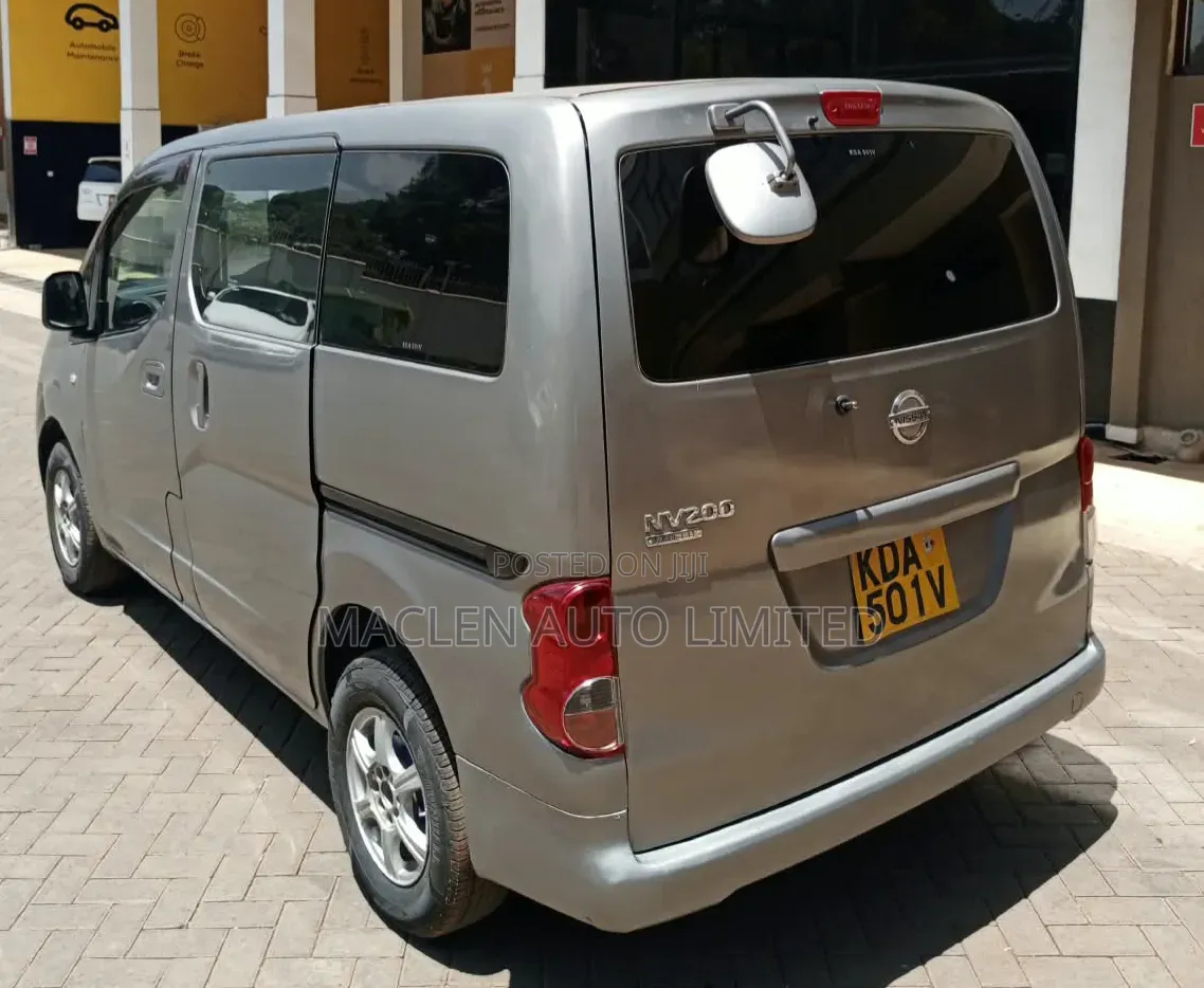Nissan NV200 2013 Grey